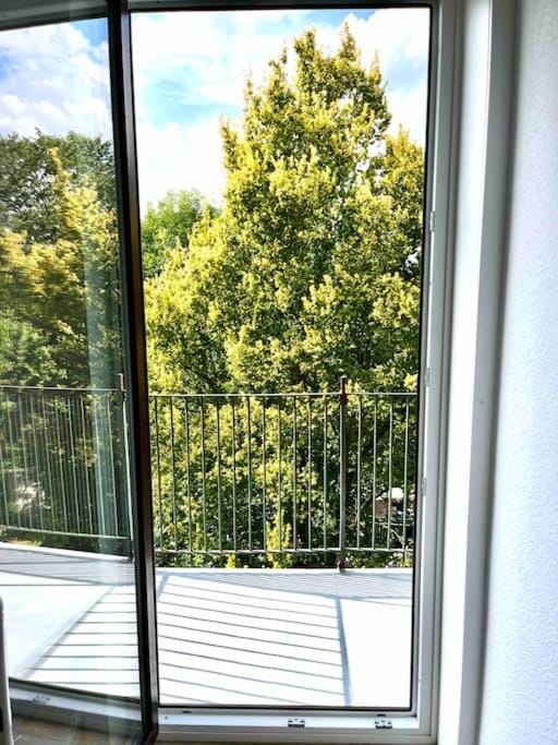 Day, View (from property/room), Balcony/Terrace, Garden view