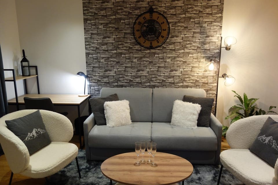 Chez petit Louis- Appart centre ville jusqu'à 6 personnes Apartment in Briançon