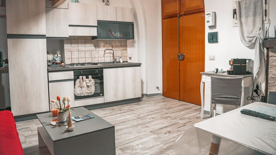 Kitchen or kitchenette, Dining area, minibar, oven, pet friendly, stove