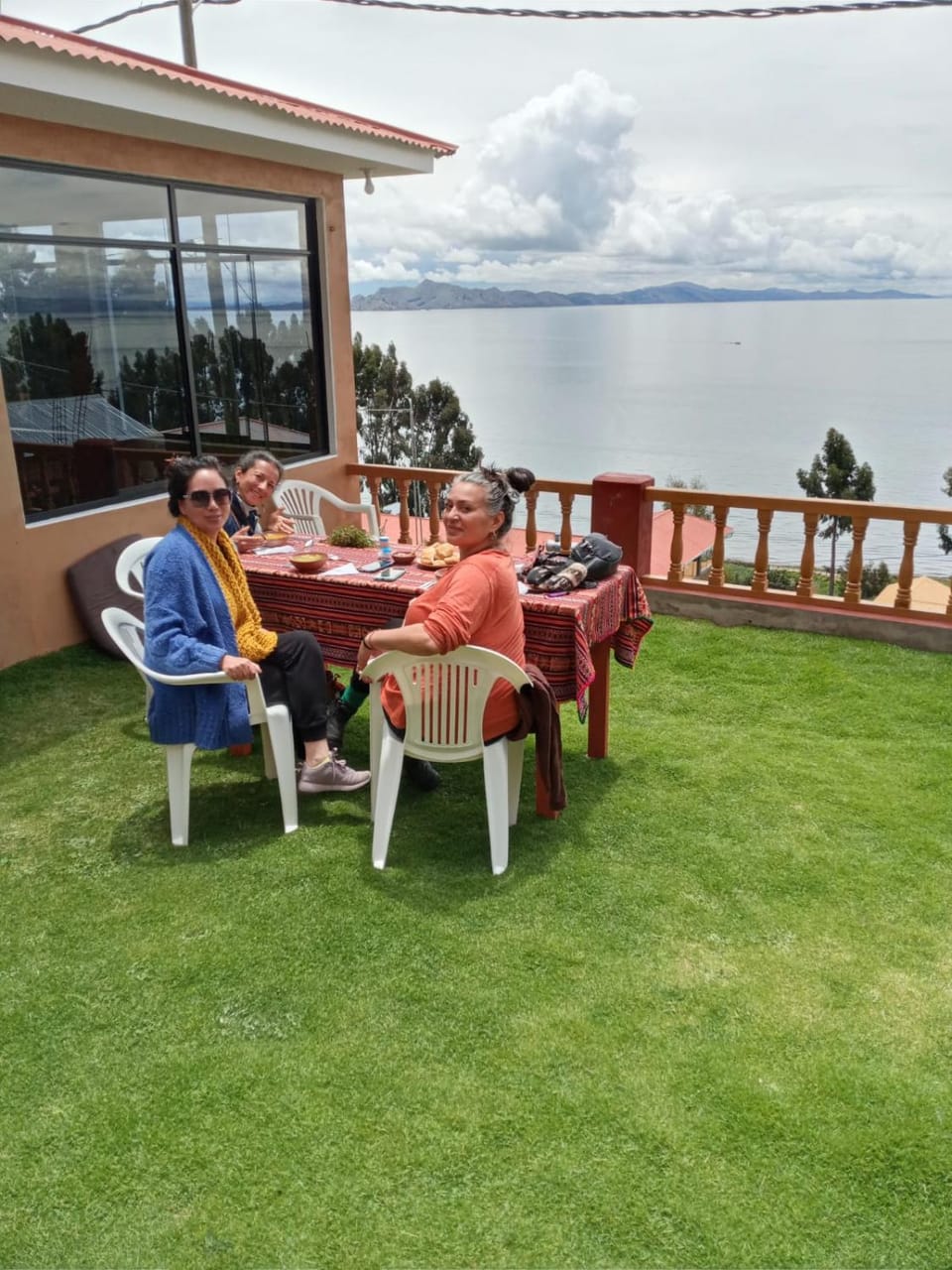 Restaurant/places to eat, Balcony/Terrace