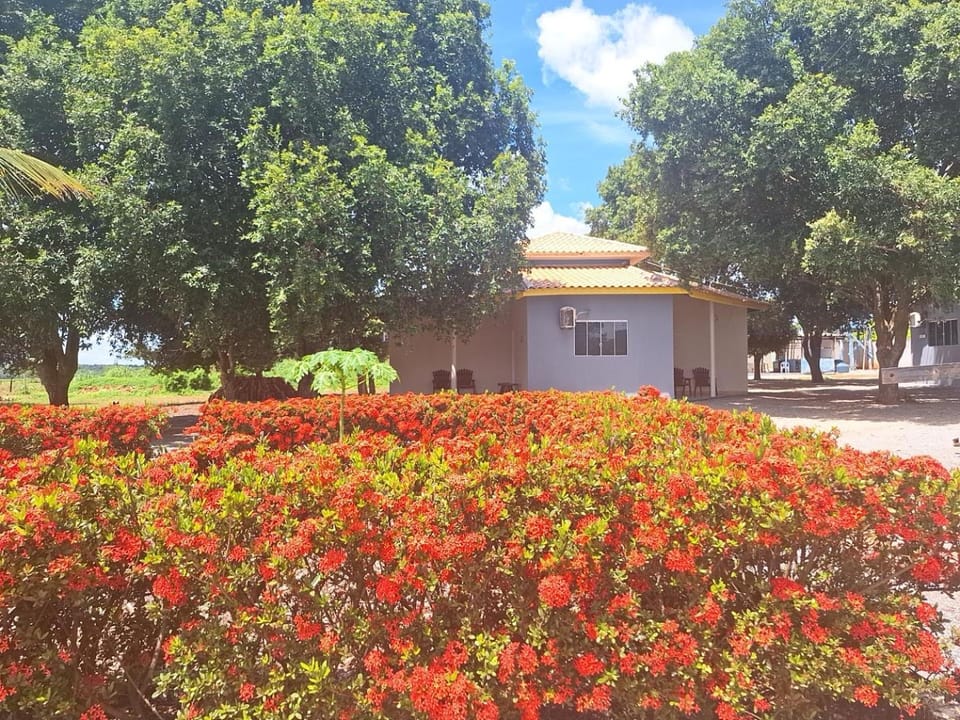 Pousada Canto das Araras - Vila Bom Jardim Nobres MT Inn in State of Mato Grosso, Brazil