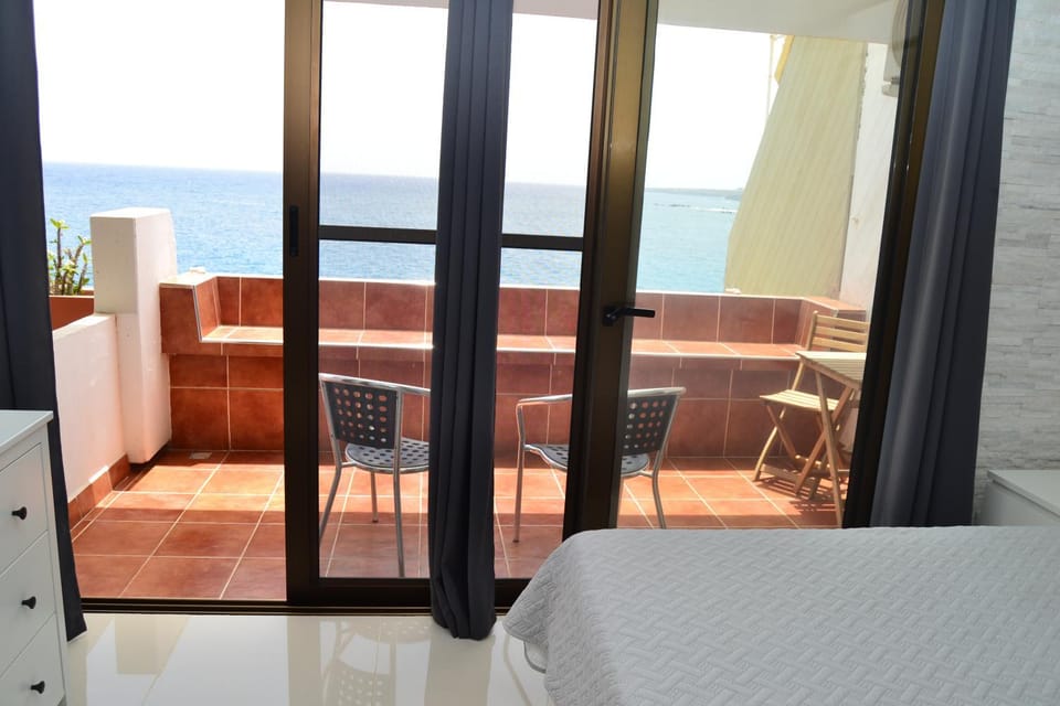 Listen the BAY - 230 Apartment in Costa del Silencio