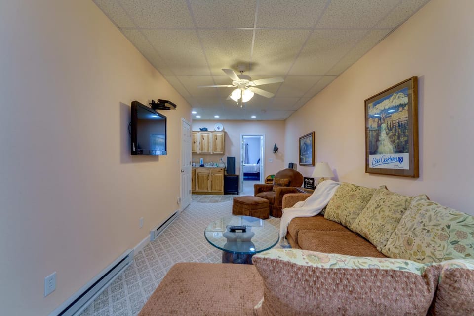 < 2 Mi to Beech Mtn Slopes: 1st-Floor Family Condo House in Beech Mountain