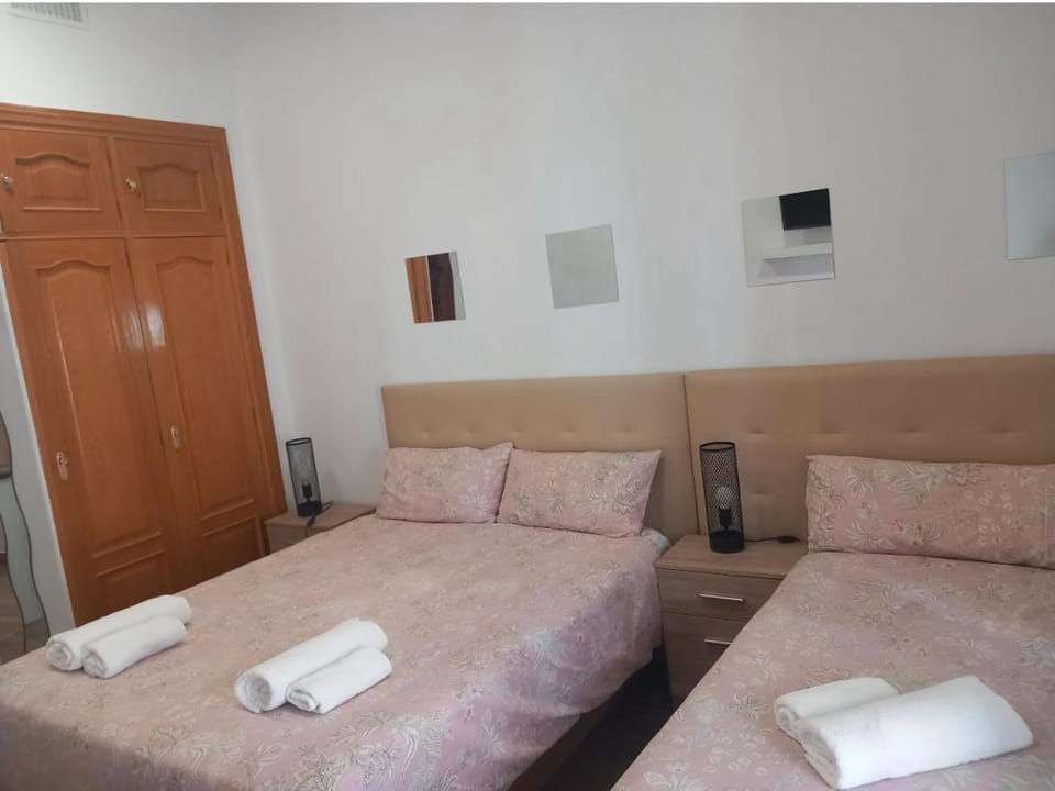Infantas Corazón de Chueca 3 Bed and Breakfast in Centro