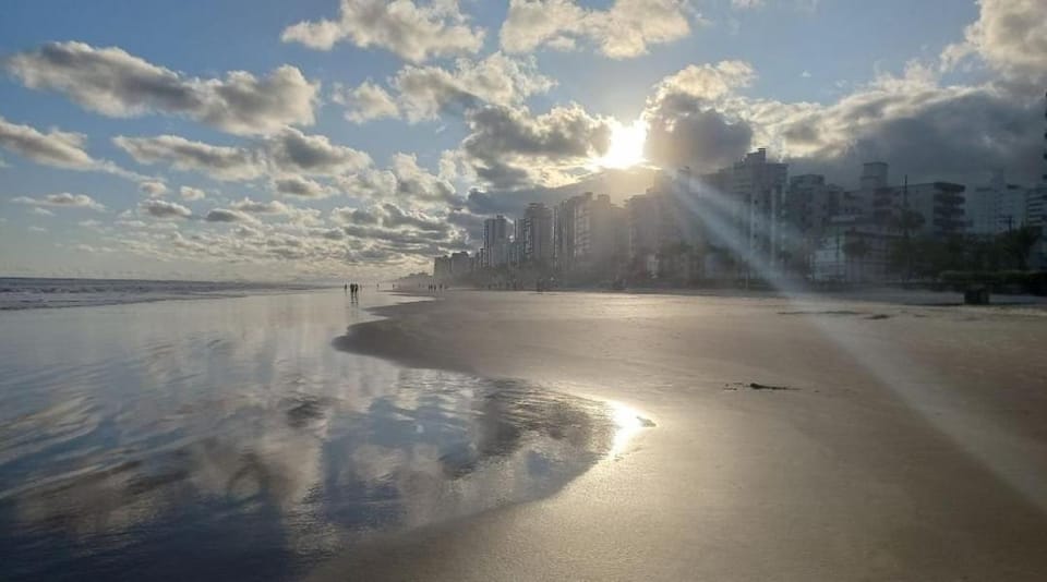 Apartamento na Praia Grande II - Pé na Areia Apartment in State of São Paulo