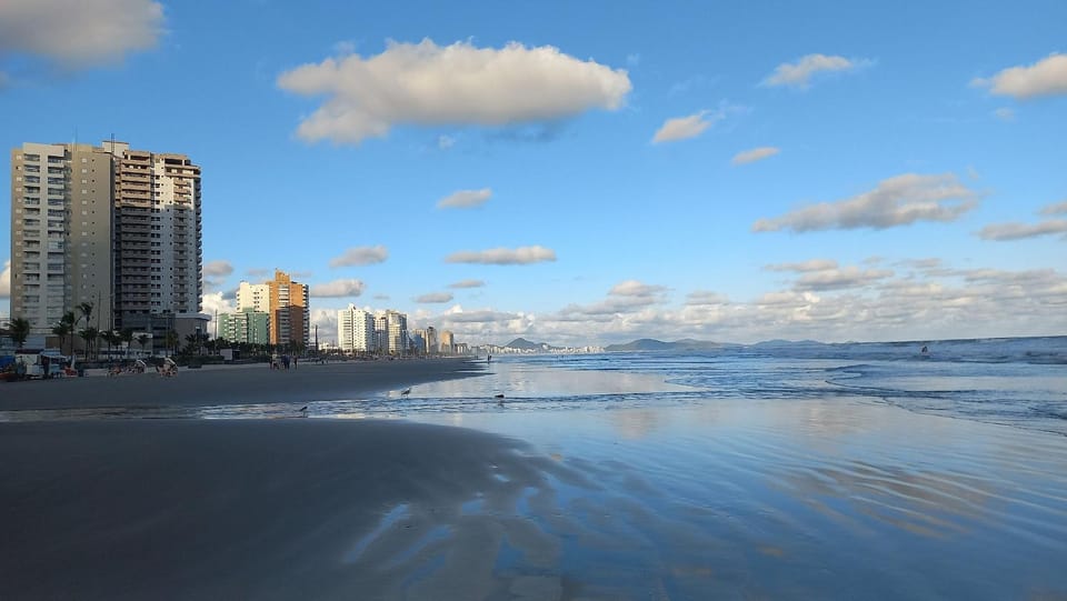 Apartamento na Praia Grande II - Pé na Areia Apartment in State of São Paulo