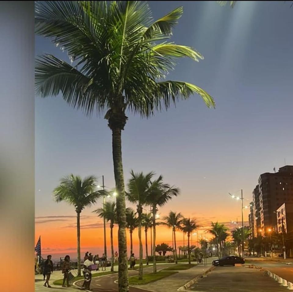 Apartamento na Praia Grande II - Pé na Areia Apartment in State of São Paulo