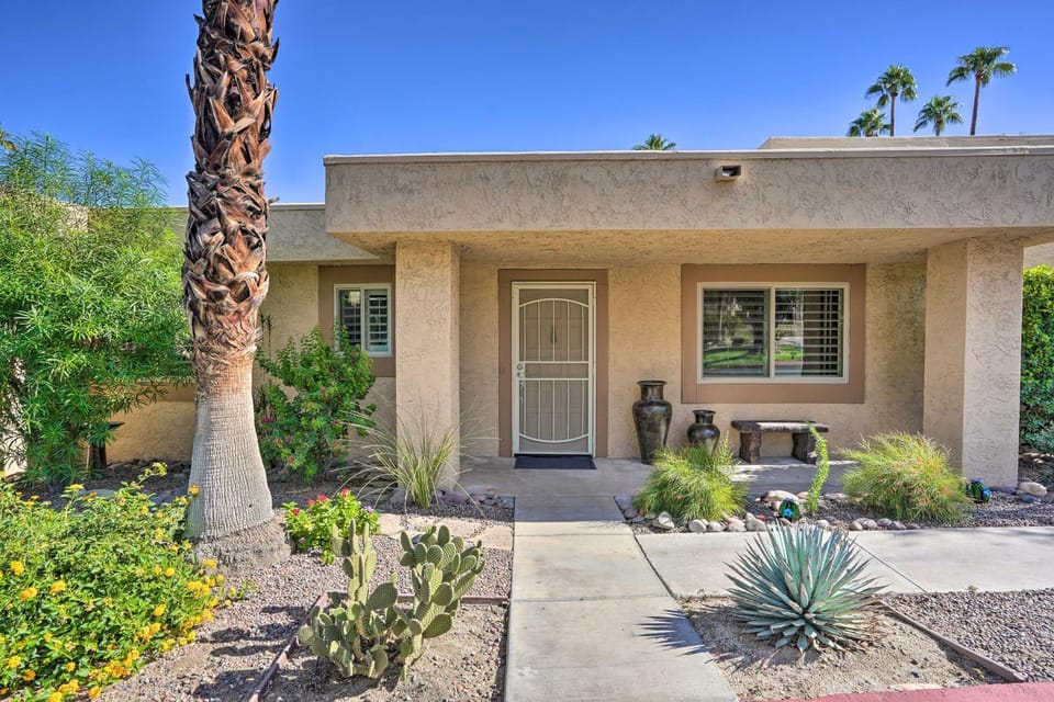 Private Patio & Shared Pool: Palm Desert Condo! House in Palm Desert