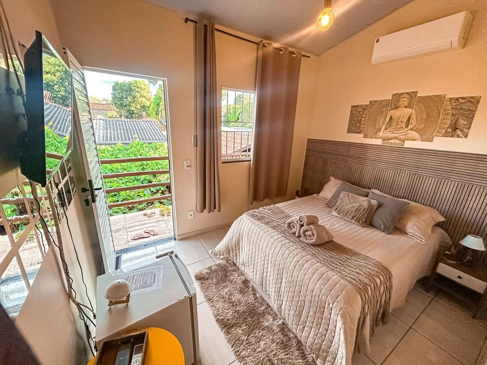TV and multimedia, View (from property/room), Photo of the whole room, Bedroom, air conditioner