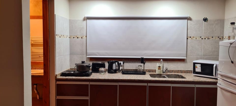 Coffee/tea facilities, Kitchen or kitchenette, minibar, toaster