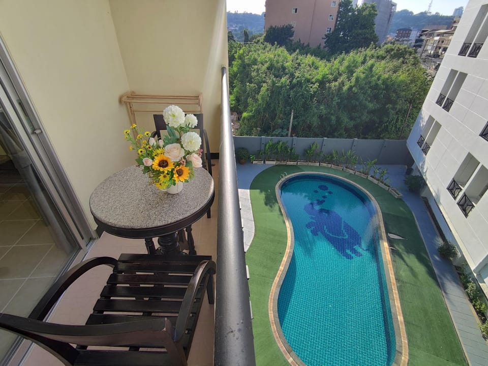Balcony/Terrace, Garden view, Pool view