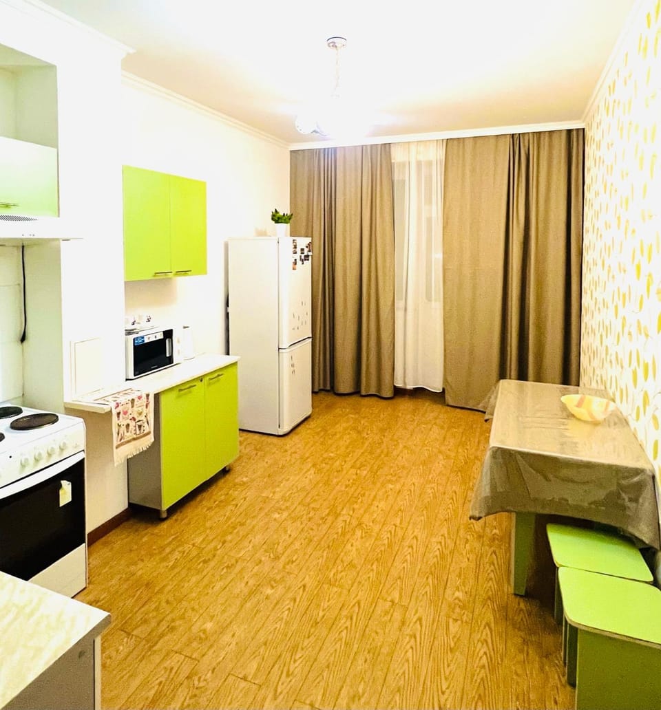 Kitchen or kitchenette, Photo of the whole room, Dining area, minibar, pet friendly, stove