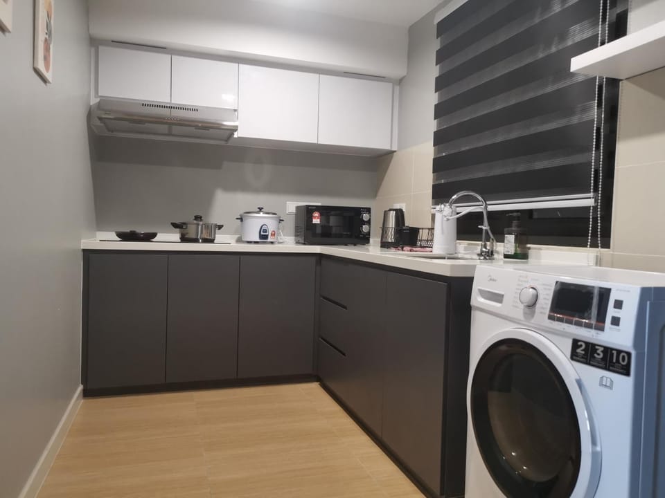 Cozy Loft By Hauzcinta @Sunway Grid Apartment in Johor