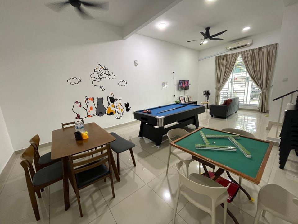 11 Austin 5mins to AICC Long Sing HeLiXuan Yi Jia PeiKin Restaurant Opposite HSI House in Johor Bahru
