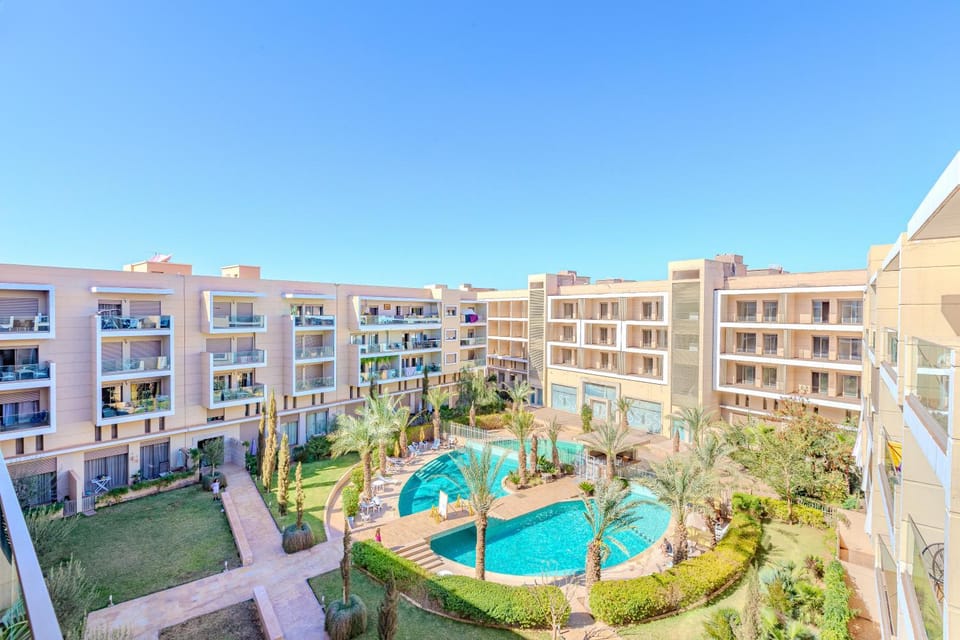Royal Deluxe Diamond Marrakech Premium Pool View Apartment in Marrakesh