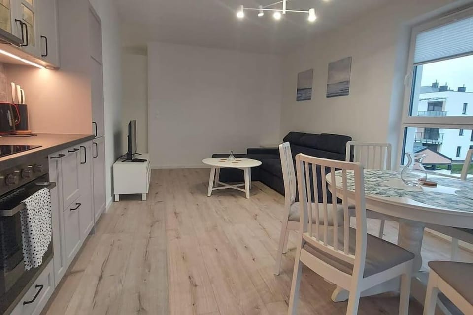 Kitchen or kitchenette, Dining area, dishwasher, minibar, pet friendly, stove