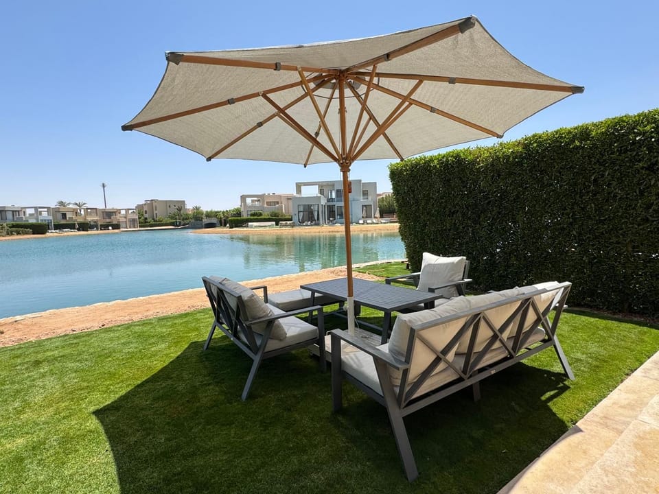 Garden view, Lake view