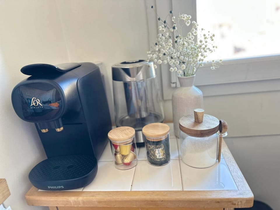 Coffee/tea facilities