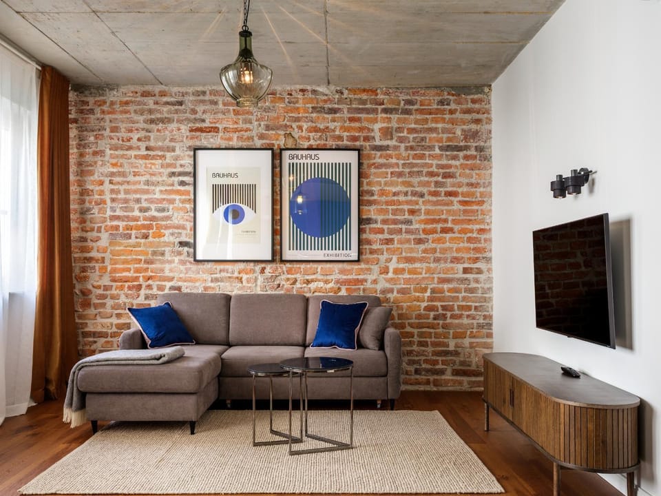 TV and multimedia, Living room, Seating area