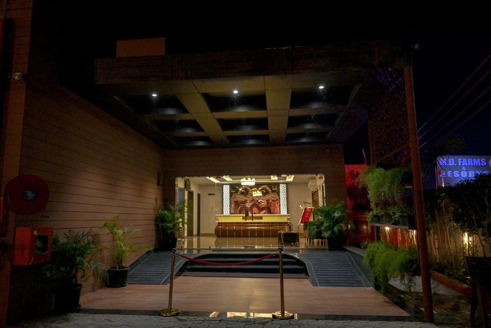 Facade/entrance