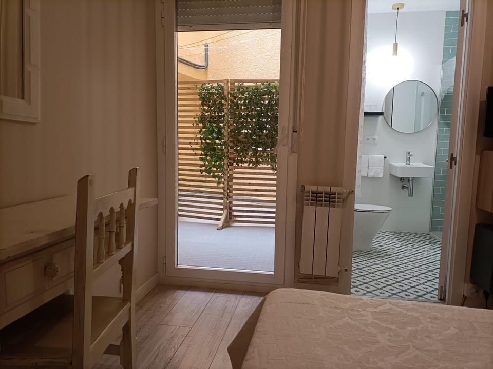 Shower, Balcony/Terrace, Photo of the whole room
