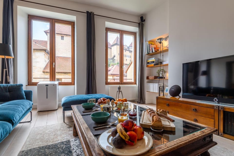 Communal lounge/ TV room, TV and multimedia, Living room, Breakfast, Continental breakfast