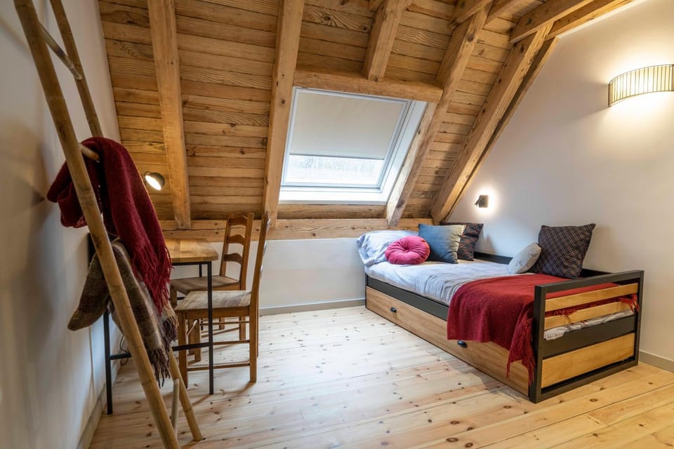 Muntanyó Luxury Lodge con sauna, parking y guardaesquis en Ruda Apartment in Catalonia