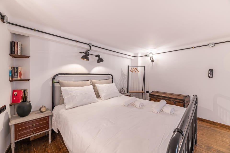 Stoa Kairi Loft B Apartment in Athens