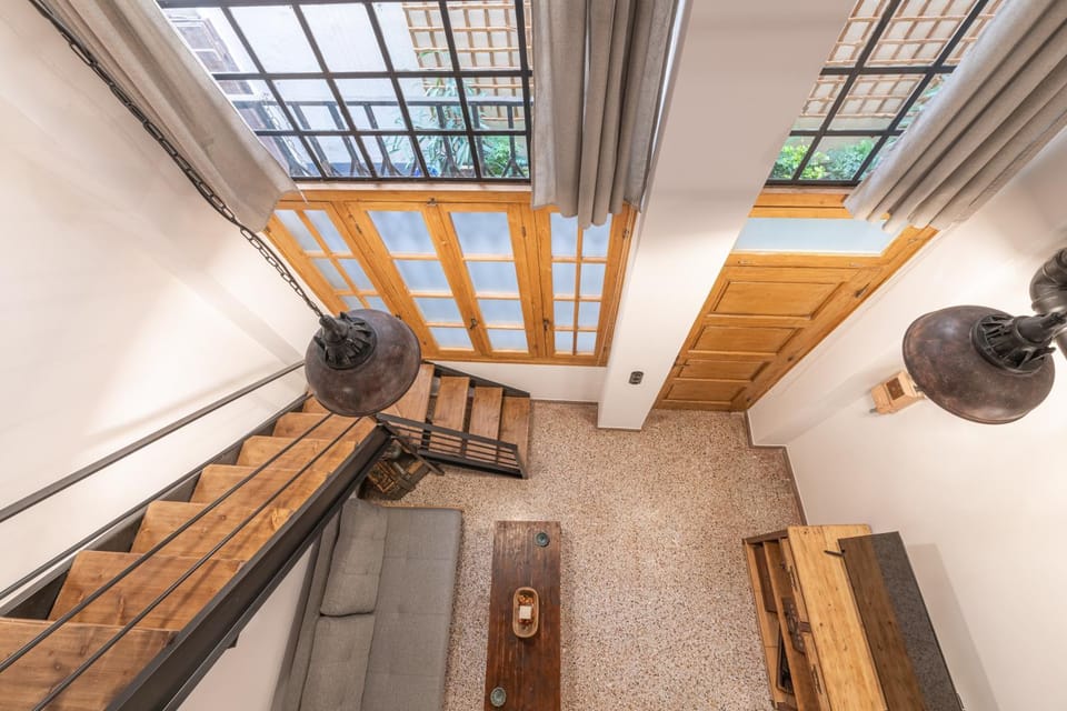 Stoa Kairi Loft B Apartment in Athens
