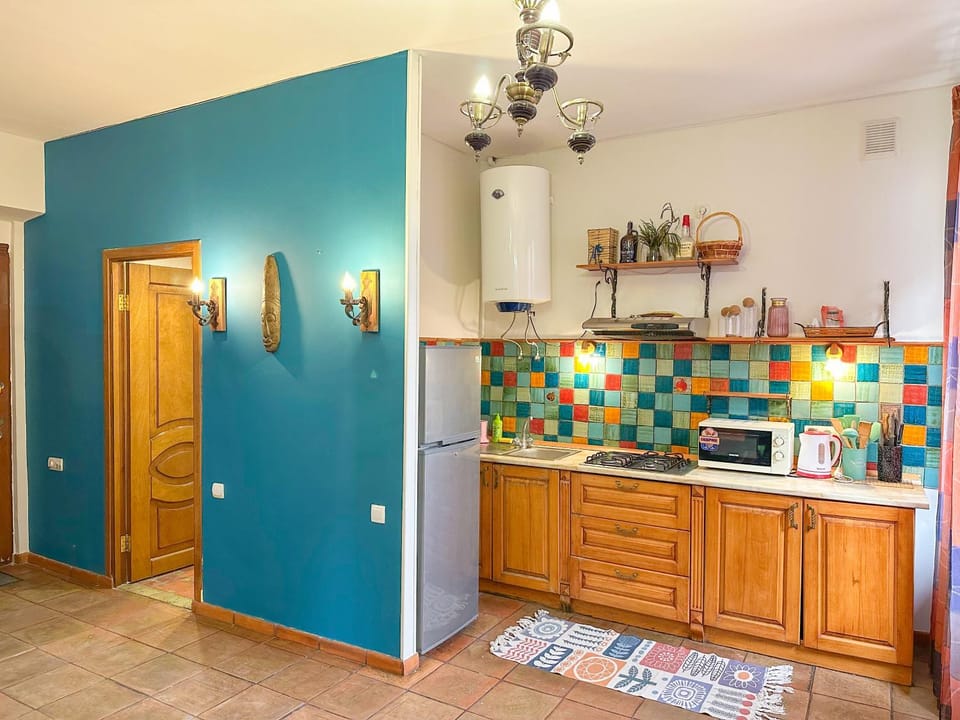 Kitchen or kitchenette, stove