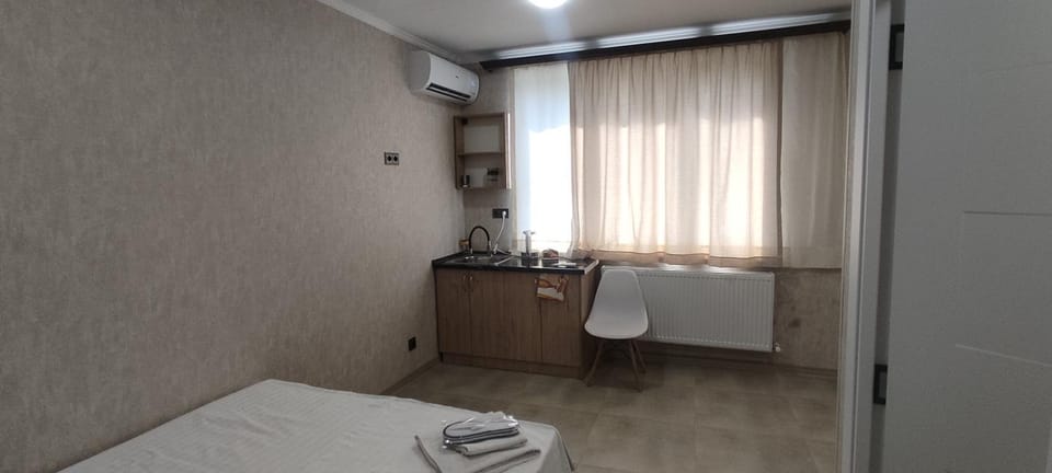 Kitchen or kitchenette, Photo of the whole room, Bedroom