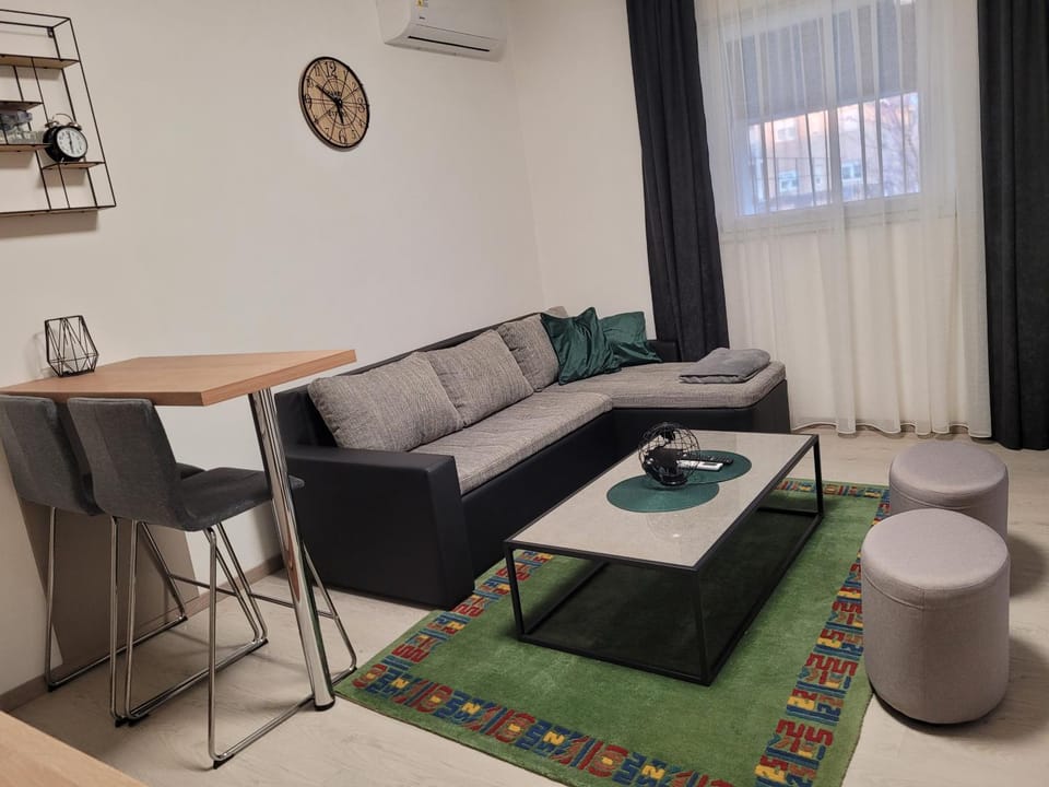 Kod Dide - entry with pin 0-24h Apartment in Slavonski Brod