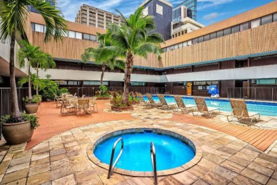 Hot Tub, Pool view, Swimming pool, sunbed