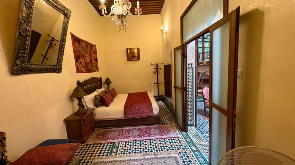Charmant appartement avec terrasse privee,Jardin et piscine à 10 minutes à pied Apartment in Fes