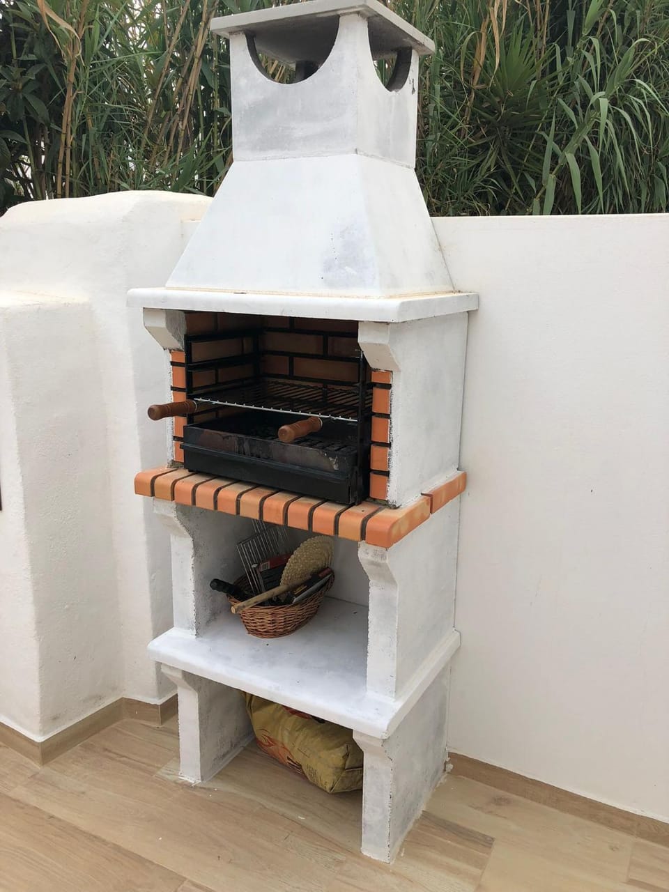 BBQ facilities, Balcony/Terrace