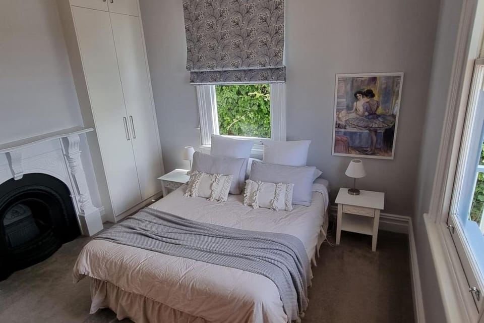 Hill House Hobart - Charming home, stunning views close to city House in Tasmania