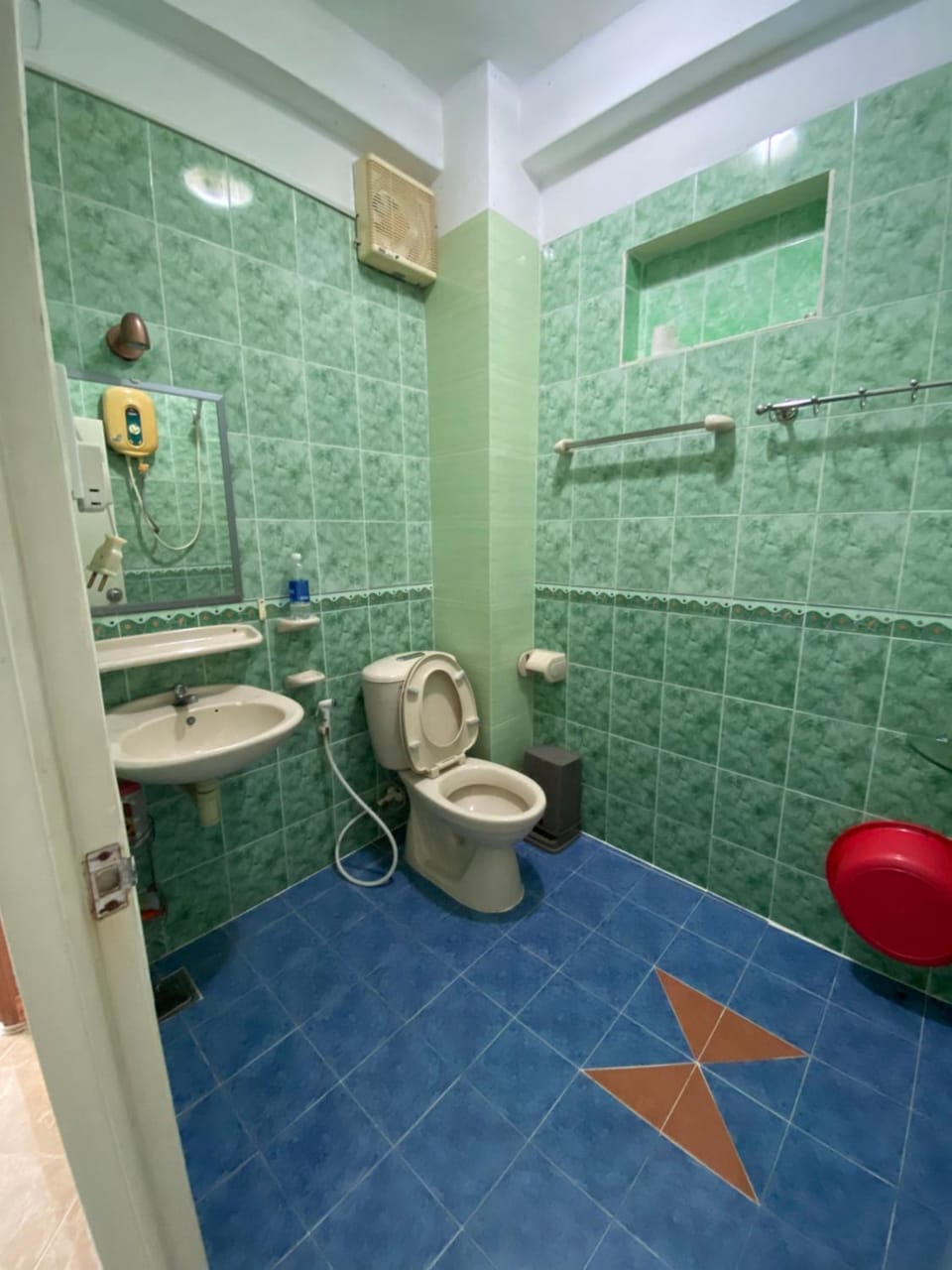 Toilet
