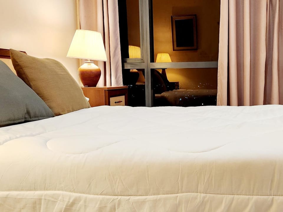 Casa Antonio at Viceroy McKinley Hill Apartment in Makati