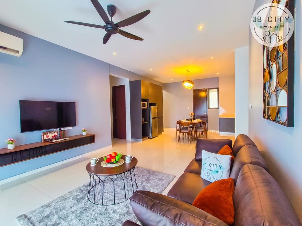 TV and multimedia, Living room, Seating area, fireplace