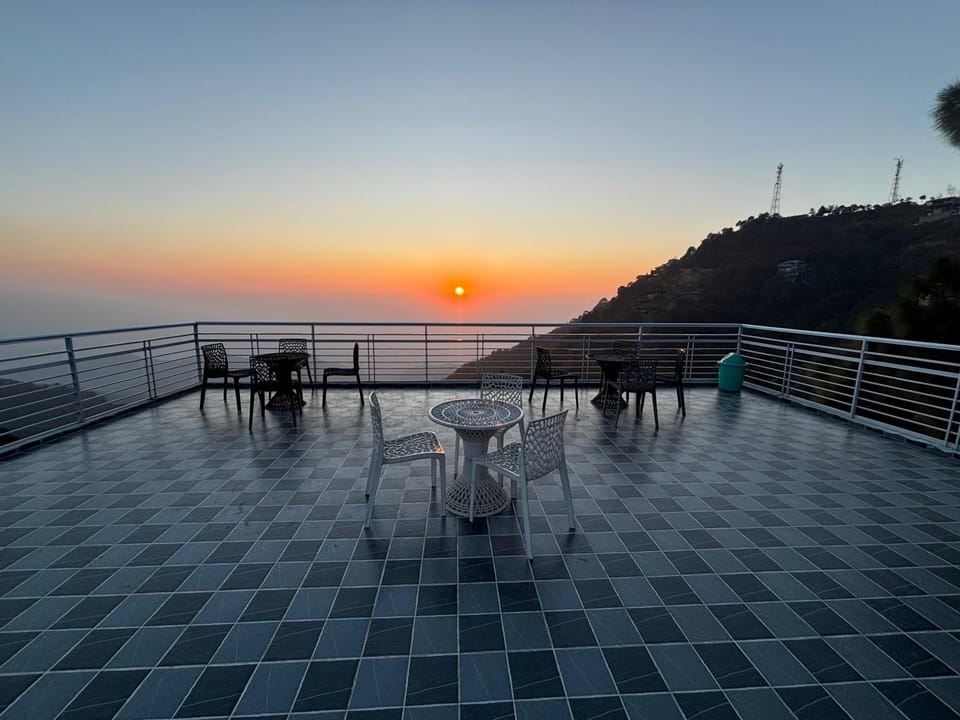 Natural landscape, Balcony/Terrace, Mountain view, Sea view