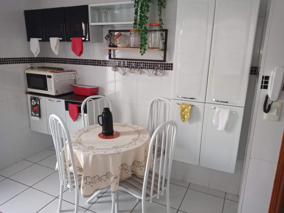 Kitchen or kitchenette, Communal kitchen, kitchen