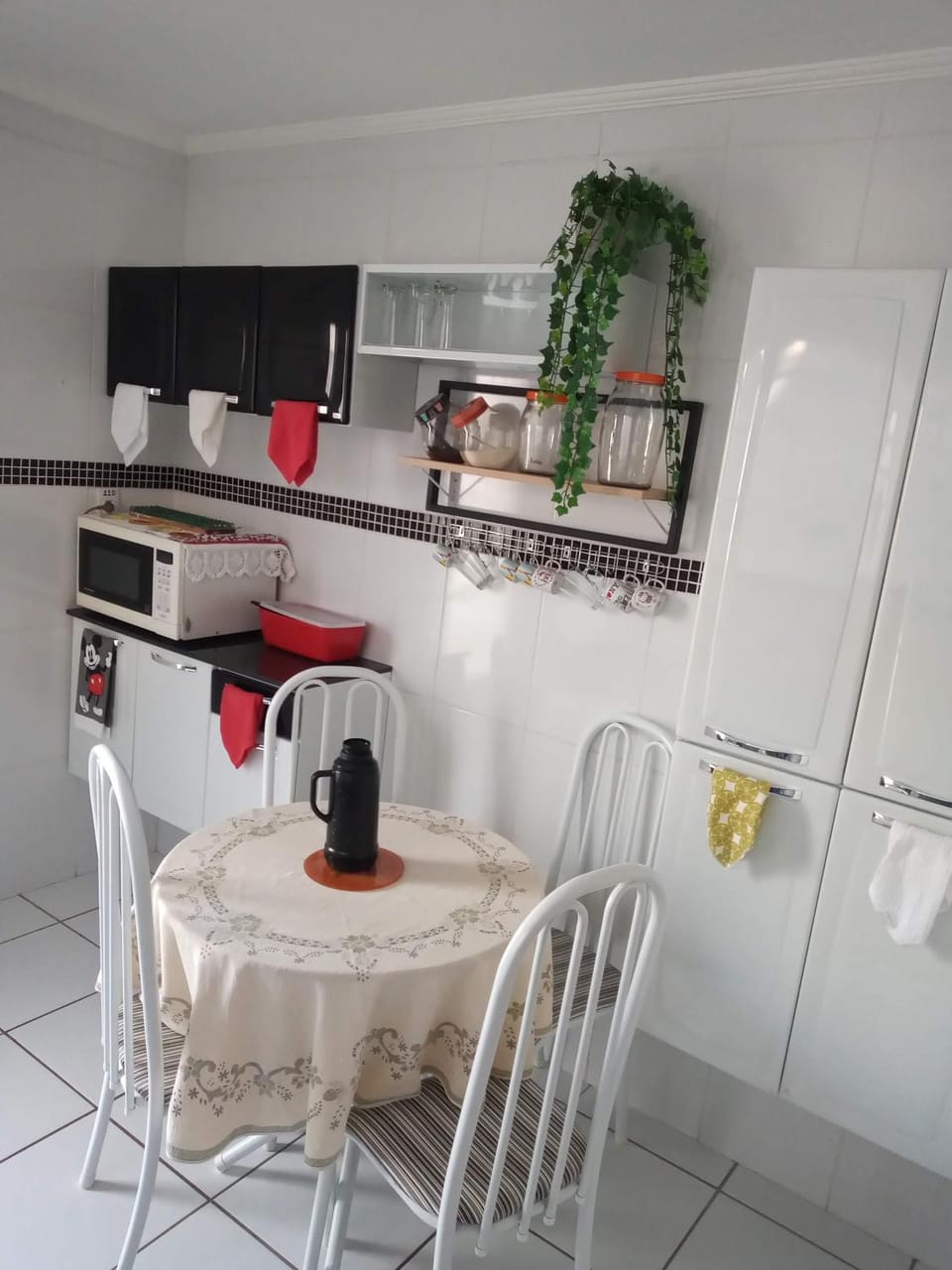 Communal kitchen, kitchen