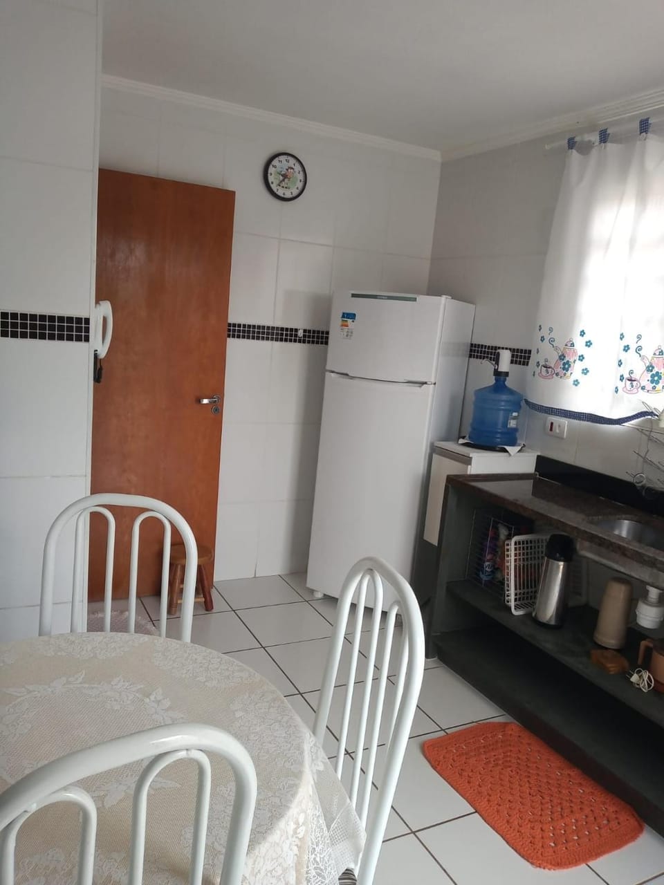 Dining area, minibar, pet friendly, stove