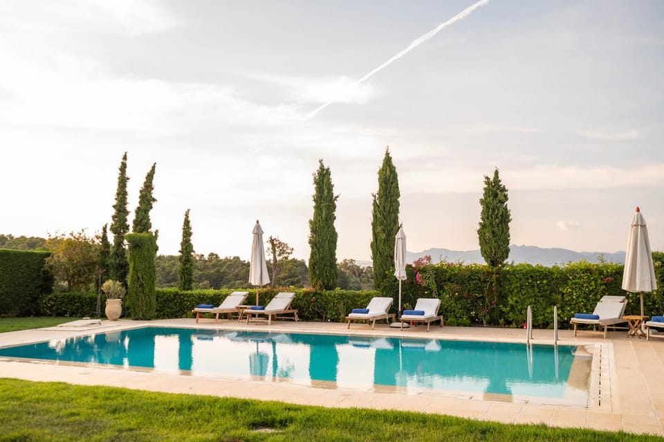 Natural landscape, Garden, Pool view, Swimming pool, sunbed