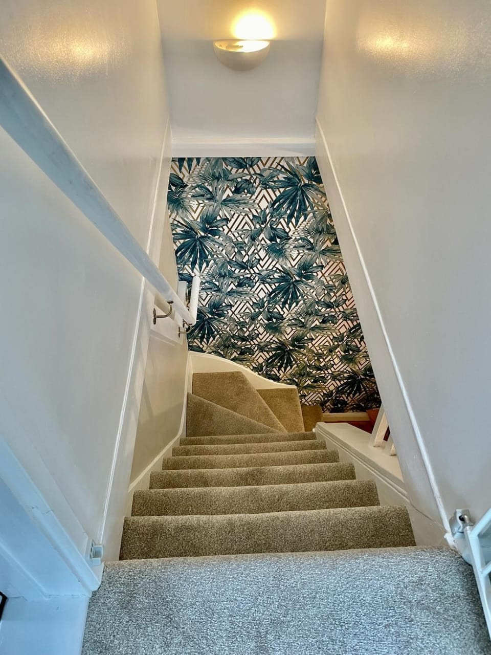 Stylish & Spacious 2 Storey, 3 Bed Apartment Apartment in Gravesend