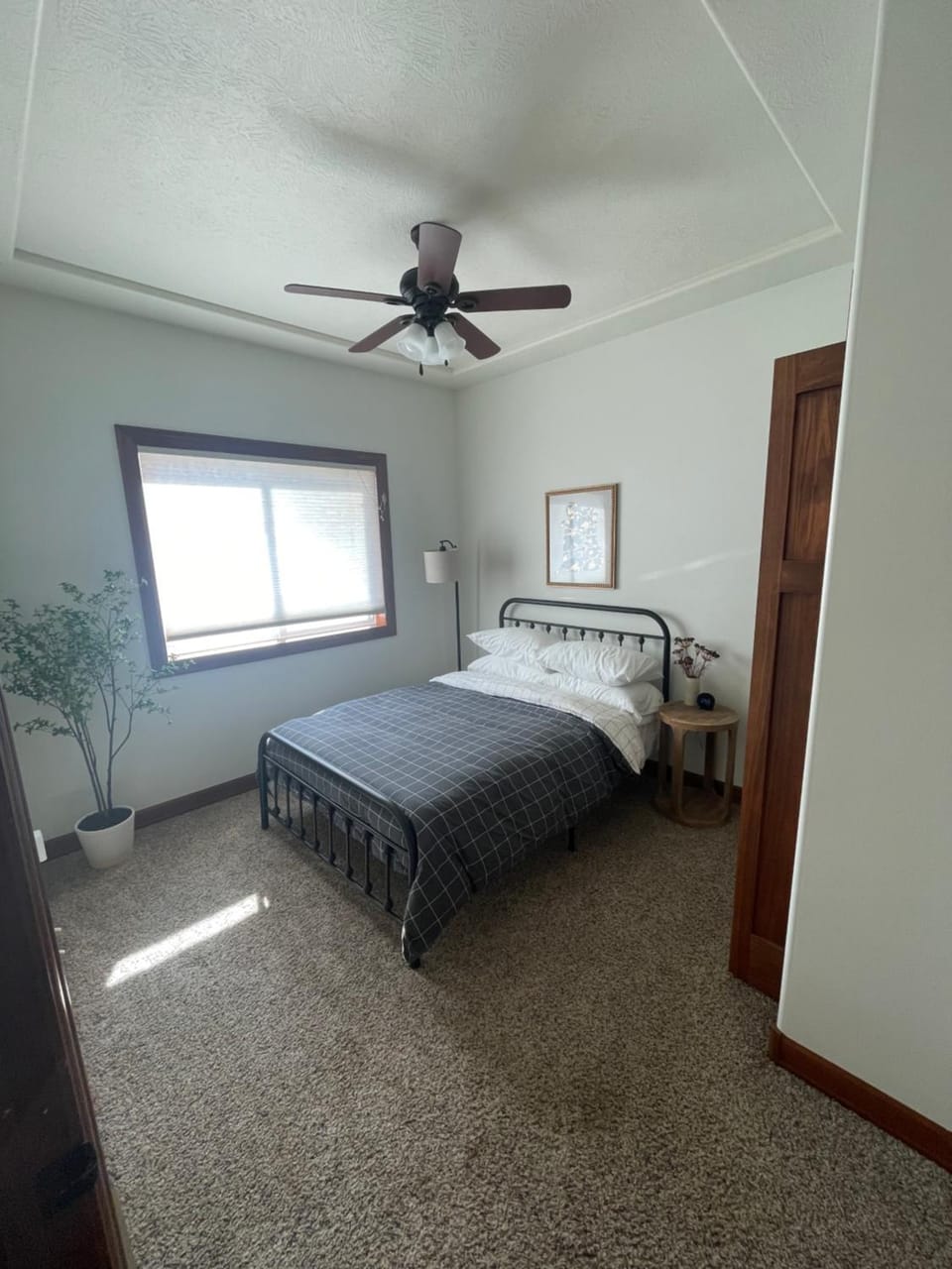 Bed, Bedroom, fireplace