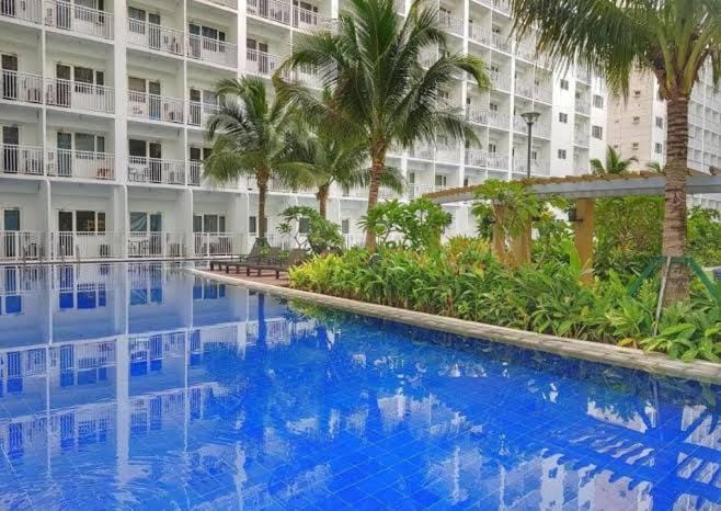 SHORE RESIDENCE D9 Shortwalk Mall of Asia Near Airport Apartment in Pasay