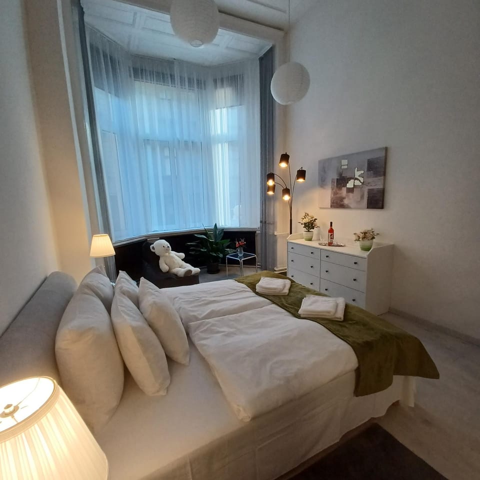 Palace Apartment Apartment in Budapest