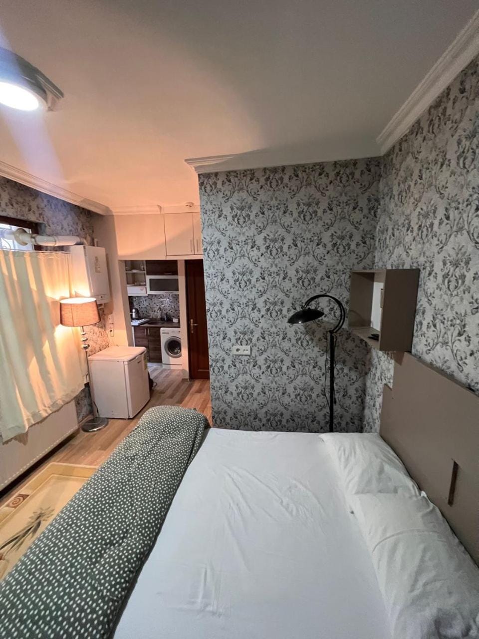 Bed, Photo of the whole room