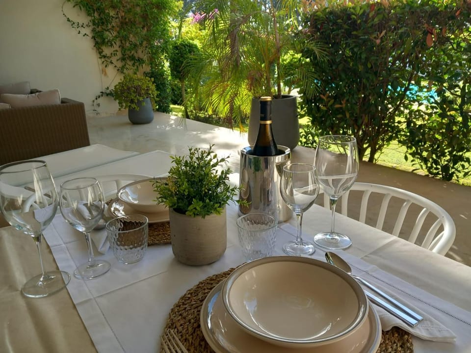 Garden, Balcony/Terrace, Swimming pool